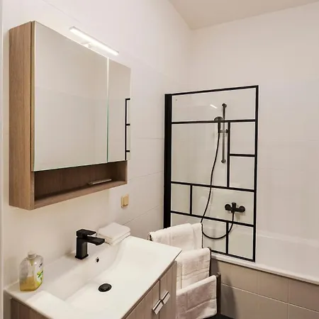 Elbau Uni Und Klinik Nah Apartamento Magdeburgo