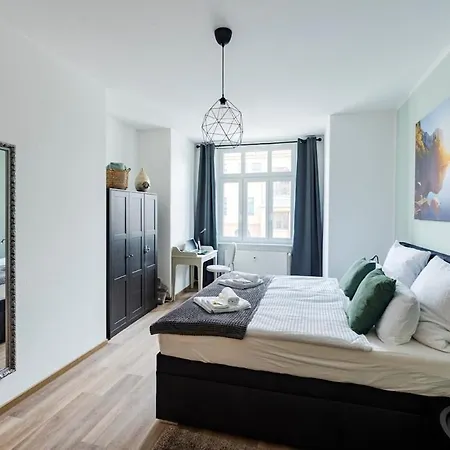 Elbau Uni Und Klinik Nah Apartamento
