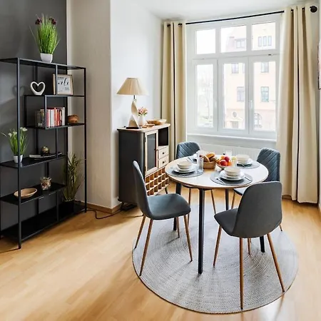 Elbau Uni Und Klinik Nah Apartamento